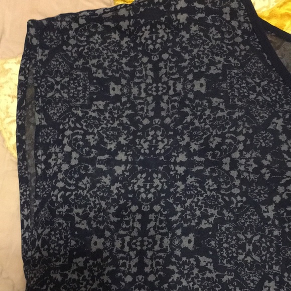 See-through Blue peplum top size 12 - Picture 4 of 6